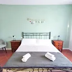 Casa Arya - Independent House - Near The Walls